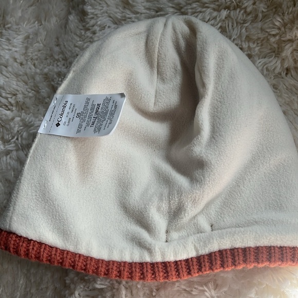 Columbia Fuzzy Beanie - Picture 5 of 7